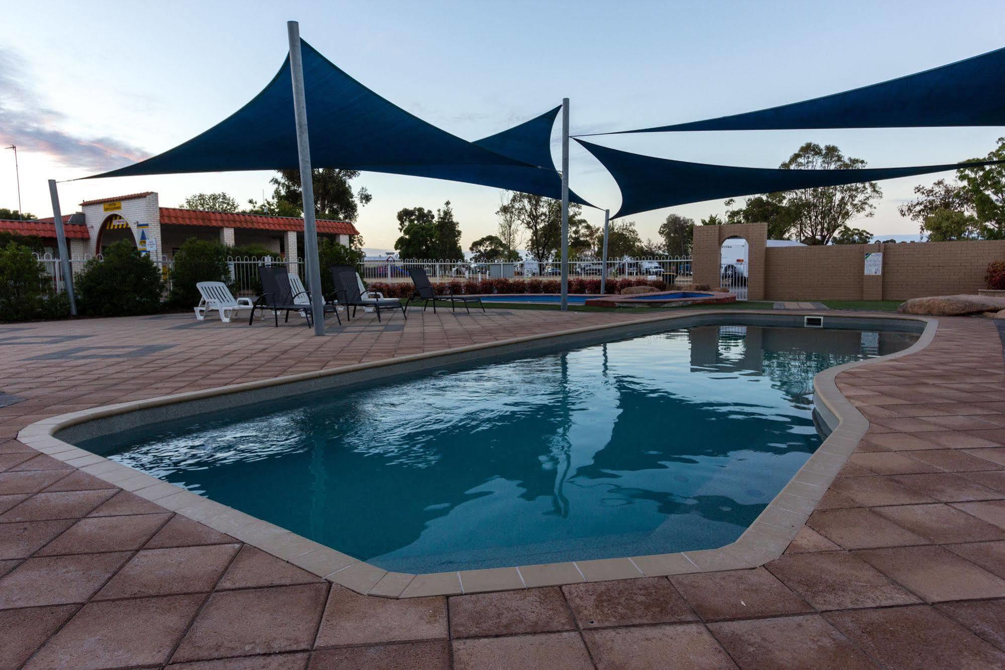 Horsham Holiday Park Extérieur photo